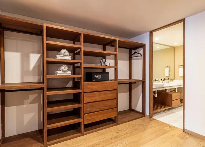 Horacio By Kukun Apartahotel 4*